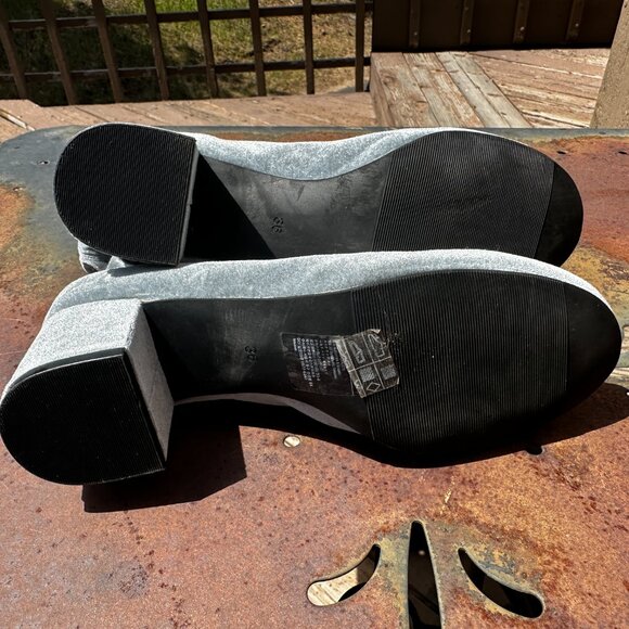 RARE EUC H&M Divided Crushed Velvet Zip-Up Ankle Boots - Picture 7 of 9